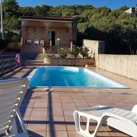 Beautiful In + Pool * Caccamo